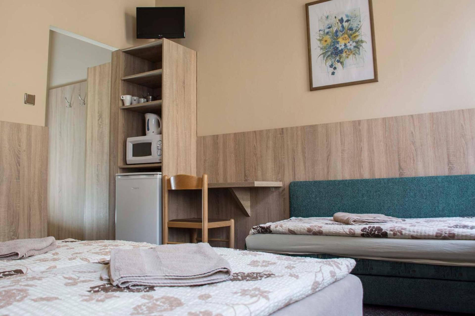 Penzion Krmelec Chrudim Buitenkant foto